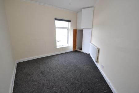 2 bedroom Terraced House for sale in Endymion Street, Hull, HU8