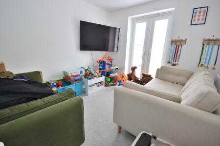 4 bedroom Semi-detached house for sale in Hornscroft Park, Kingswood, Hull, HU7