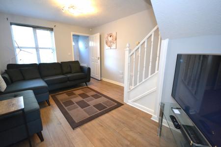 2 bedroom Semi-detached house to let in Hayton Grove, Hull, HU4