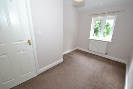 2 bedroom Terraced House to let in Pinderfield Close, Hull, HU8