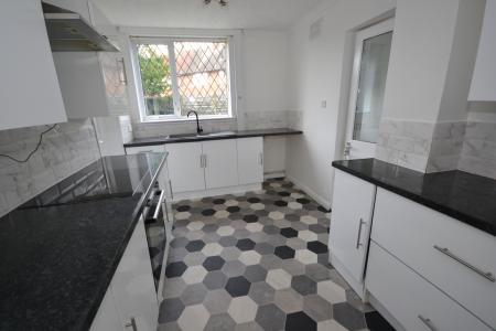 3 bedroom Terraced House to let in Griffin Road, Hull, HU9