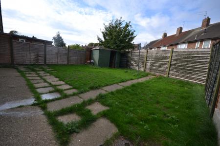 3 bedroom Terraced House to let in Griffin Road, Hull, HU9