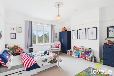 4 bedroom Detached house for sale in Beverley Road, Kingston upon Hull, HU6