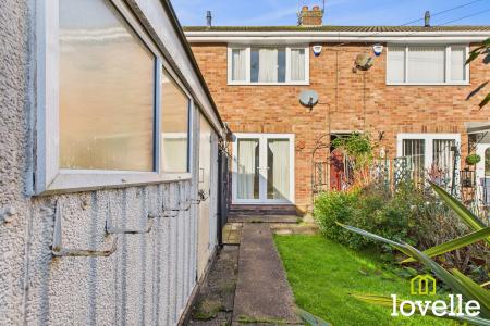 3 bedroom Terraced House for sale in Cotterdale, Kingston upon Hull, HU7