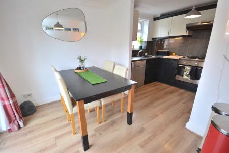 3 bedroom Terraced House for sale in Eversfield Close, Kingswood, Hull, HU7