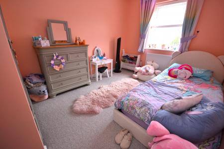 4 bedroom Semi-detached house for sale in Hornscroft Park, Kingston upon Hull, HU7