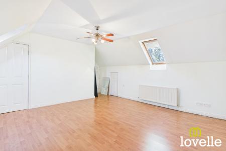 3 bedroom Terraced House for sale in Hutt Street, Kingston upon Hull, HU3