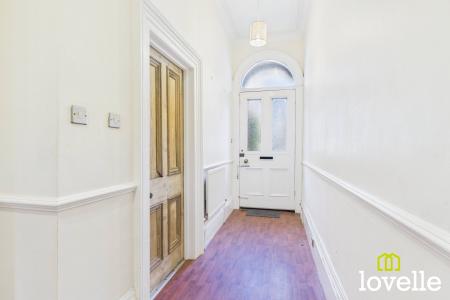 3 bedroom Terraced House for sale in Hutt Street, Kingston upon Hull, HU3