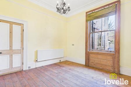 3 bedroom Terraced House for sale in Hutt Street, Kingston upon Hull, HU3