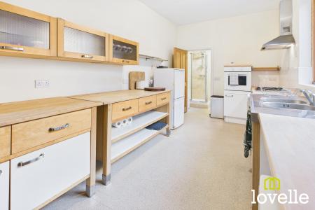 3 bedroom Terraced House for sale in Hutt Street, Kingston upon Hull, HU3