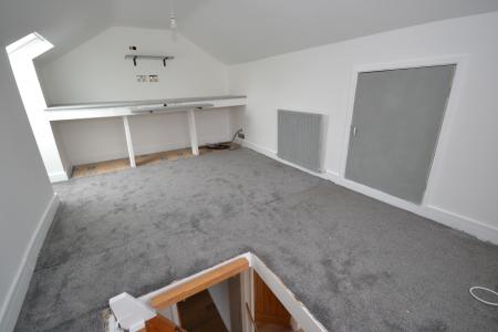 3 bedroom Semi-detached house for sale in Inglemire Lane, Hull, HU6