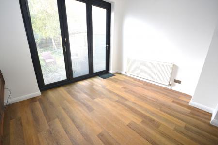 3 bedroom Semi-detached house for sale in Inglemire Lane, Hull, HU6