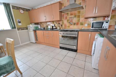 3 bedroom Terraced House for sale in Madron Close, Bransholme, Hull, HU7