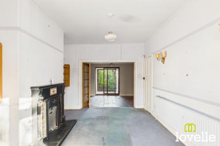 3 bedroom Semi-detached house for sale in Maytree Avenue, Kingston upon Hull, HU8