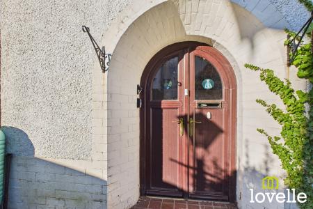 3 bedroom Semi-detached house for sale in Maytree Avenue, Kingston upon Hull, HU8