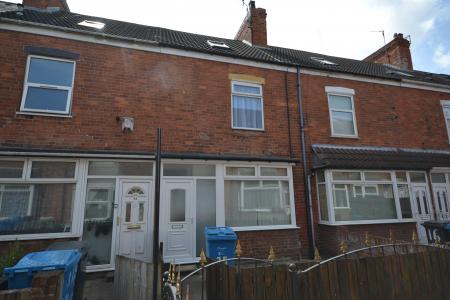 2 bedroom Terraced House for sale in Myrtle Avenue, Hull, HU9