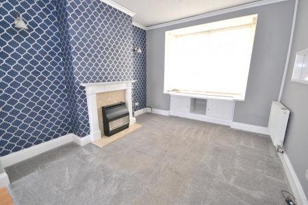 2 bedroom Terraced House for sale in Myrtle Avenue, Hull, HU9