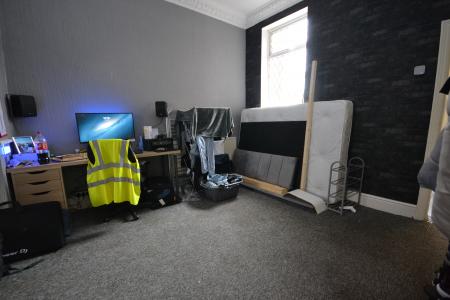 2 bedroom Terraced House for sale in Nepean Grove, Kingston upon Hull, HU3