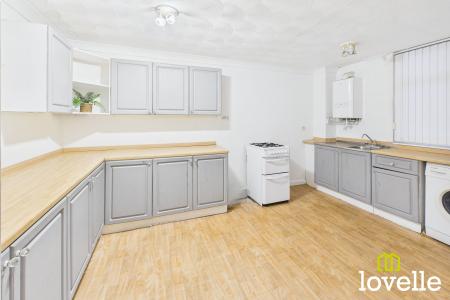 2 bedroom Terraced House for sale in Perran Close, Kingston upon Hull, HU7