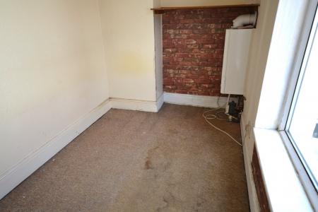 2 bedroom Terraced House for sale in Perry Street, Hull, HU3
