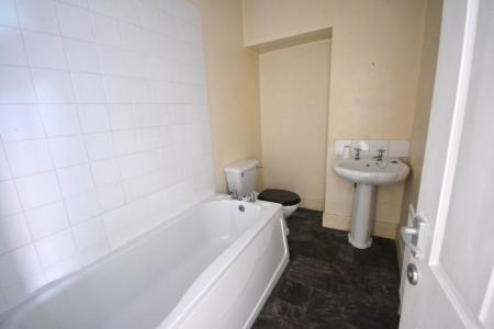 2 bedroom Terraced House for sale in Perry Street, Hull, HU3