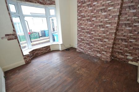 2 bedroom Terraced House for sale in Perry Street, Hull, HU3