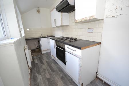 2 bedroom Terraced House for sale in Perry Street, Hull, HU3