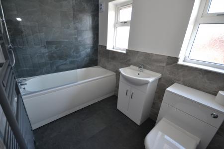2 bedroom Terraced House for sale in Silkstone Walk, Barnsley Street, Hull, HU8