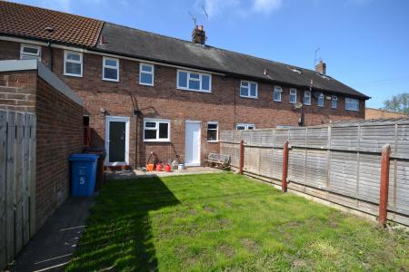 2 bedroom Terraced House for sale in Silkstone Walk, Barnsley Street, Hull, HU8