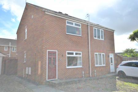 2 bedroom Semi-detached house for sale in Strawberry Gardens, Hull, HU9