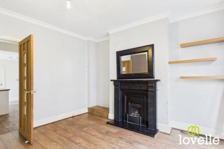 2 bedroom Terraced House to let in Belle-Vue, Middleburg Street, Hull, HU9