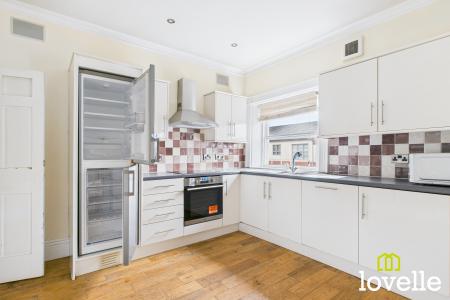 2 bedroom Flat for sale in Wright Street, Hull, HU2