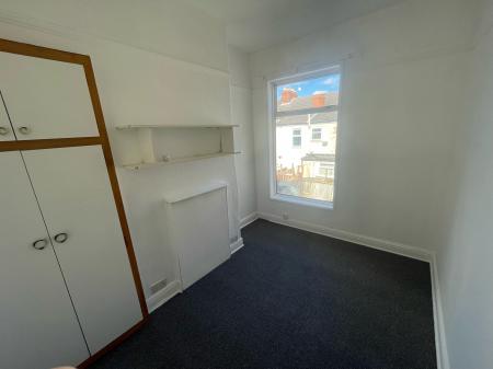 2 bedroom Terraced House to let in Severn Street, Hull, HU8