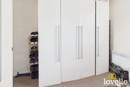 2 bedroom Flat to let in Galleon Court, Kingston upon Hull, HU9