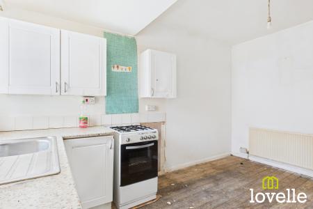 2 bedroom End of terrace house for sale in Dorset Street, Kingston upon Hull, HU4