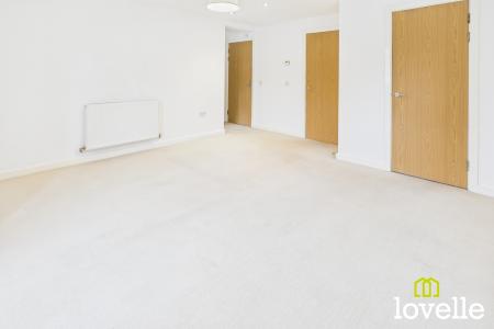 2 bedroom Flat for sale in South Lane, Hessle, East Riding of Yorkshire, HU13