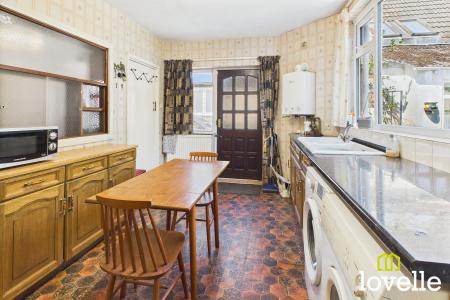 3 bedroom Semi-detached house for sale in Swanland Road, Hessle, East Riding of Yorkshire, HU13