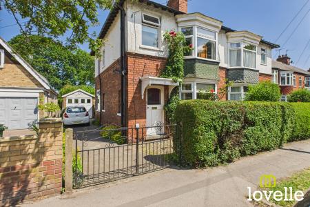 3 bedroom Semi-detached house for sale in Swanland Road, Hessle, East Riding of Yorkshire, HU13