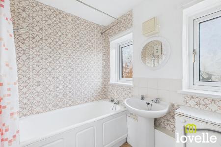 3 bedroom Terraced House to let in Annandale Road, Hull, HU9