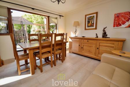 4 bedroom Detached house for sale in Cheltenham Way, Cleethorpes, DN35