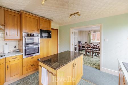 4 bedroom Detached house for sale in Church Lane, Humberston, DN36