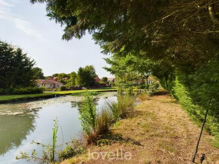 5 bedroom Detached house for sale in Church Lane, Tetney, DN36