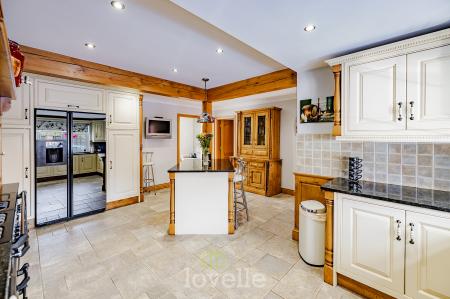 5 bedroom Detached house for sale in Church Lane, Tetney, DN36