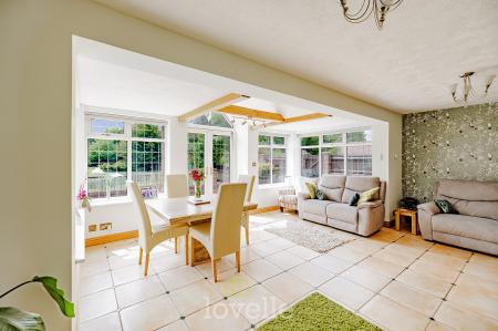 5 bedroom Detached house for sale in Church Lane, Tetney, DN36