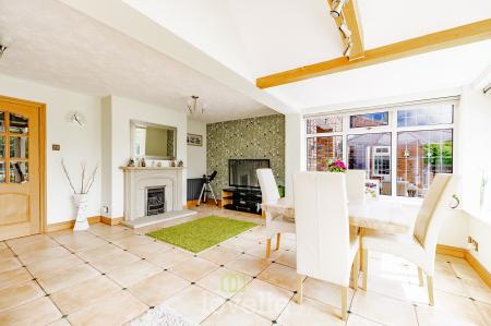 5 bedroom Detached house for sale in Church Lane, Tetney, DN36