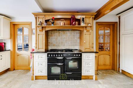 5 bedroom Detached house for sale in Church Lane, Tetney, DN36