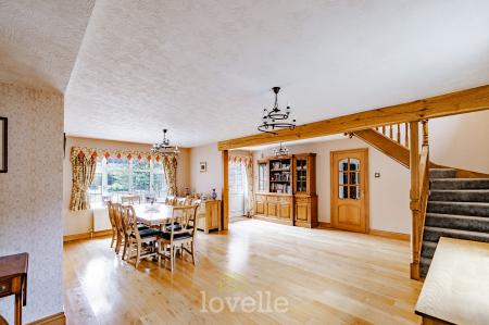 5 bedroom Detached house for sale in Church Lane, Tetney, DN36