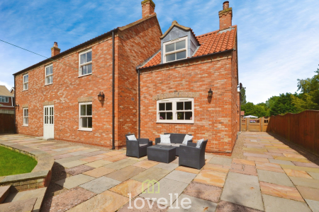 4 bedroom Detached house for sale in Church Lane, Tetney, DN36