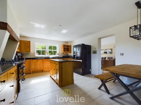 4 bedroom Detached house for sale in Church Lane, Tetney, DN36