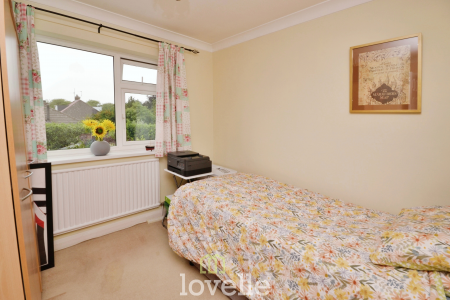 4 bedroom Detached house for sale in Dunbar Avenue, New Waltham, DN36